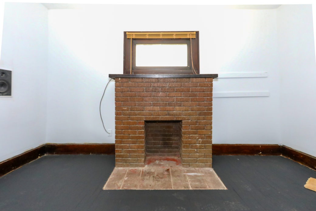 09 Fireplace